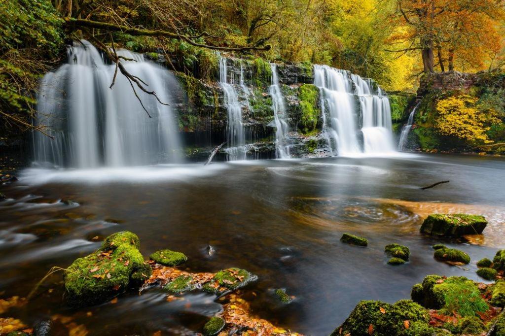 Dare Valley Cottage Ex Miners Cottage Near Zip World Pen Y Fan Waterfalls Aberdare Exterior photo